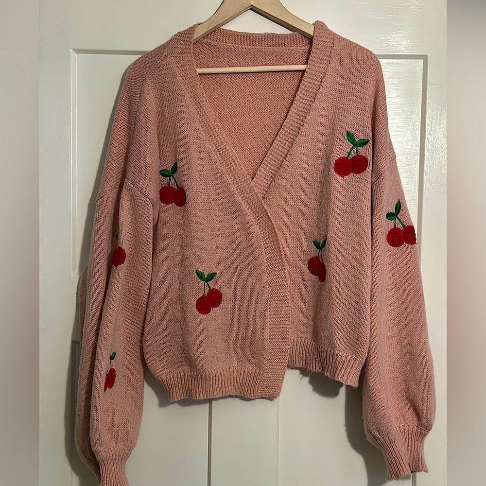 ‼️ SOLD‼️ Women’s Size 3X Cropped Cardigan by SHEIN Curve Light Pink Cherries